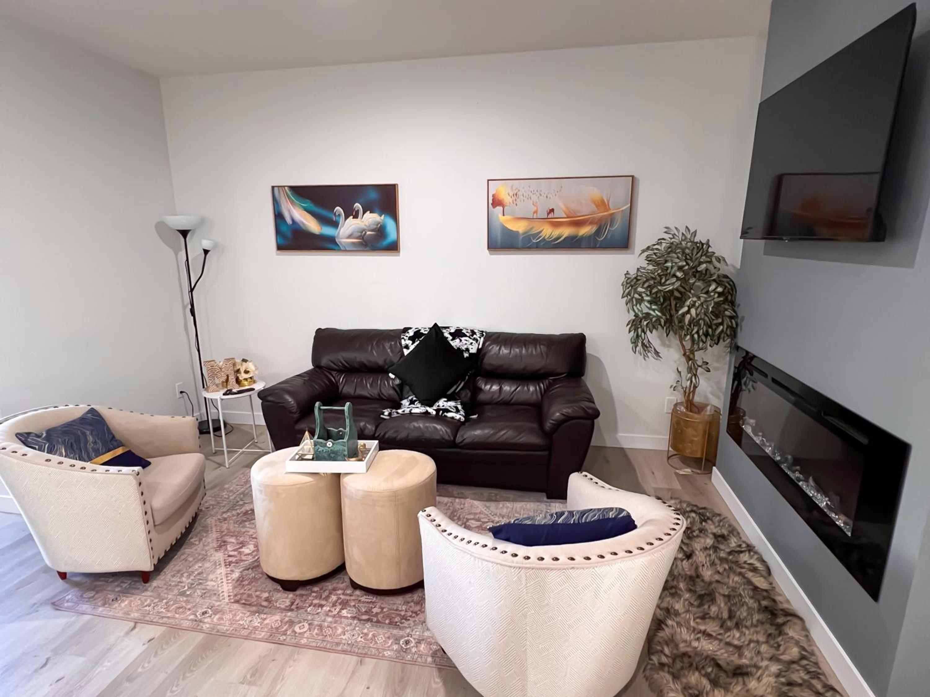 43 Orch Comfortable Fam-Friendly 4-Bdm Home/Orchards/PRKNG