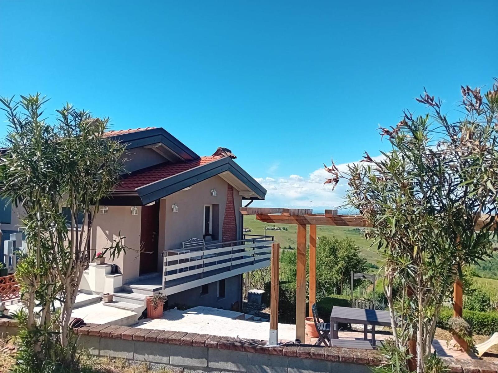 NiFe Tiny House - Secret Garden view 5