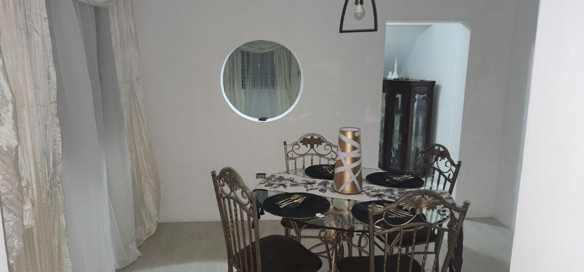 11onEssex2 in the heart of Kingston Jamaica, photo 13