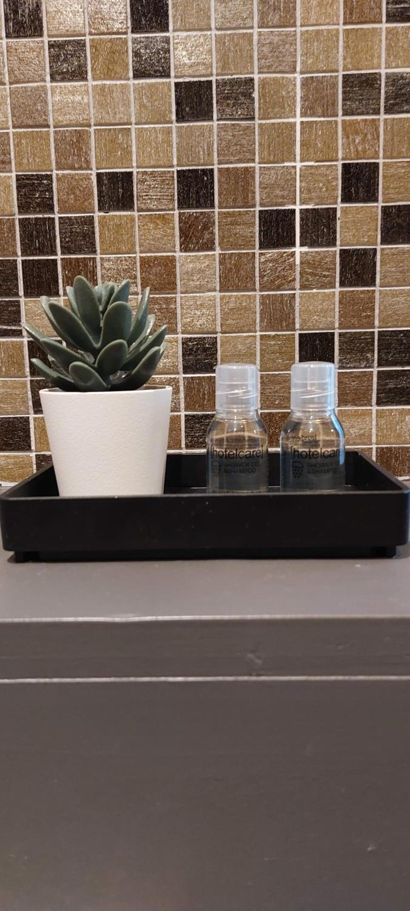 Diamond - room with a view