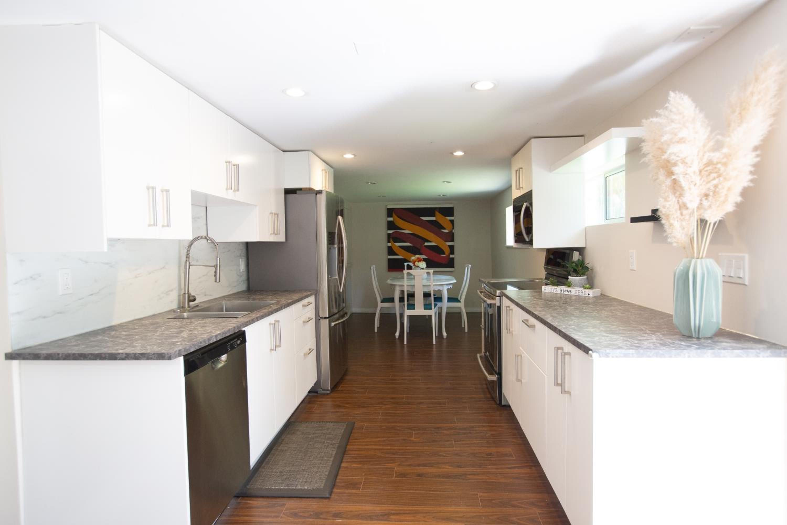 Private Garden-Level Suite