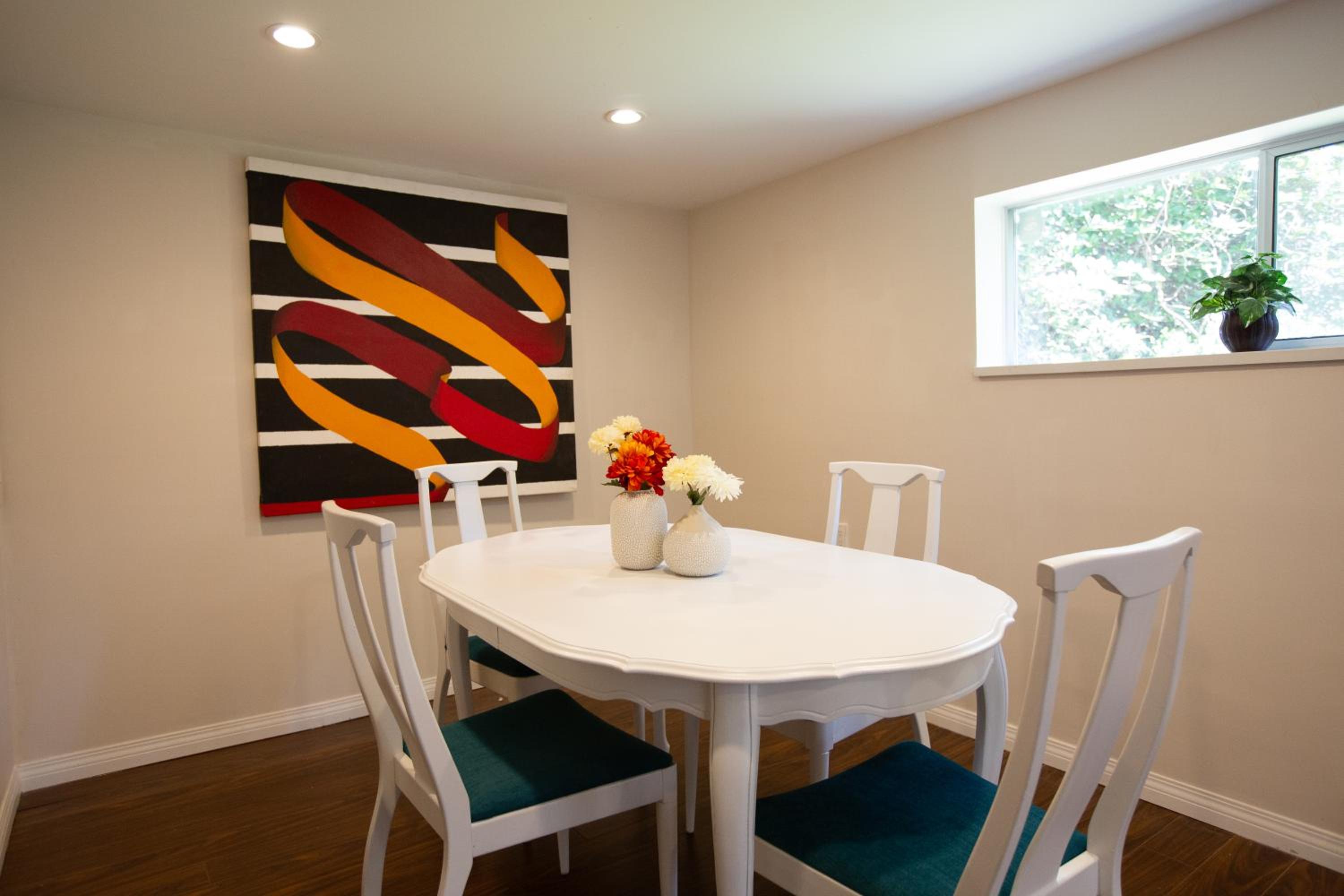 Private Garden-Level Suite