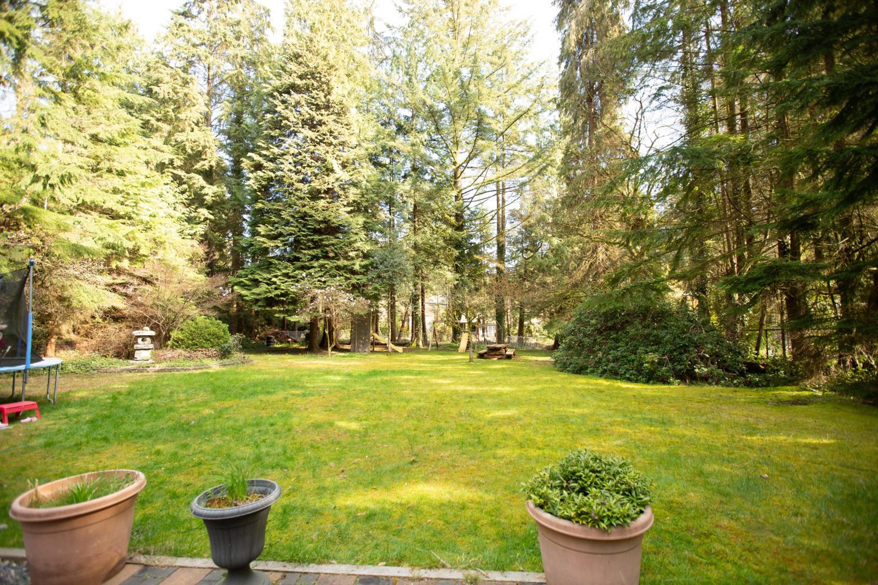 Private Garden-Level Suite