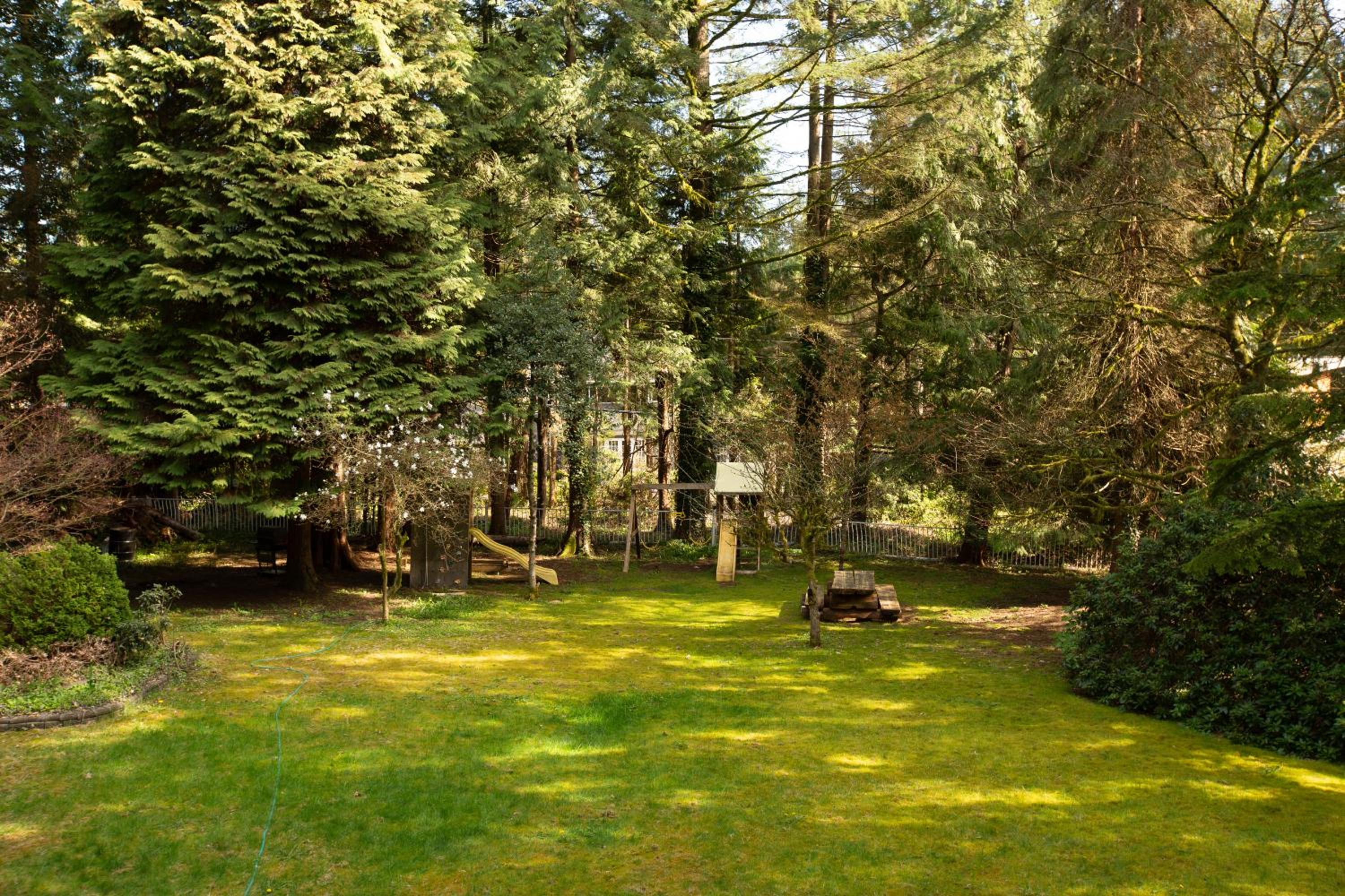 Private Garden-Level Suite