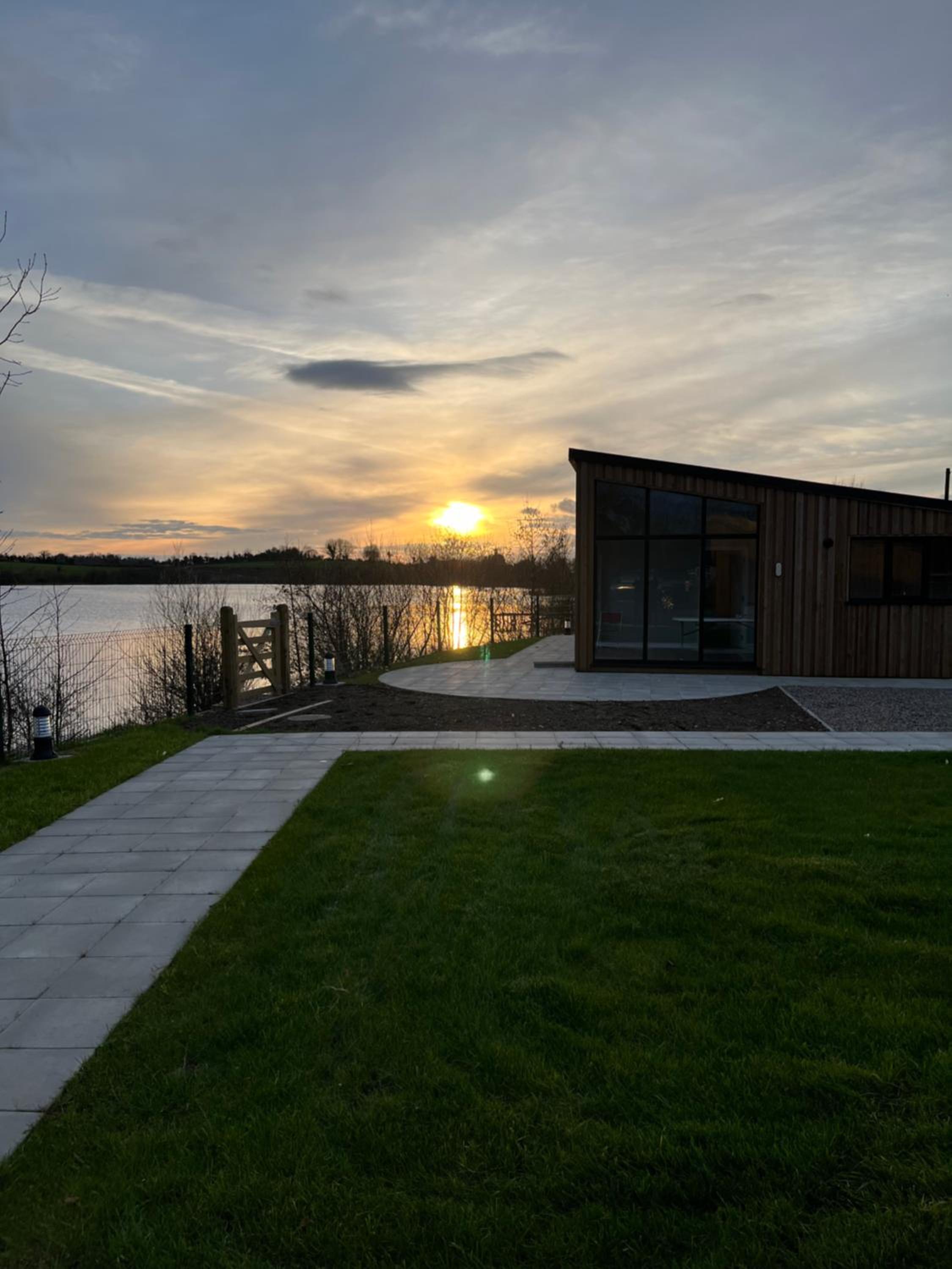 Killyfole lakeside lodges