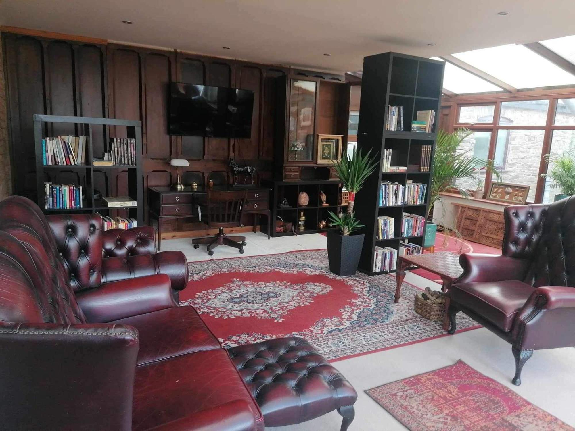 lounge
