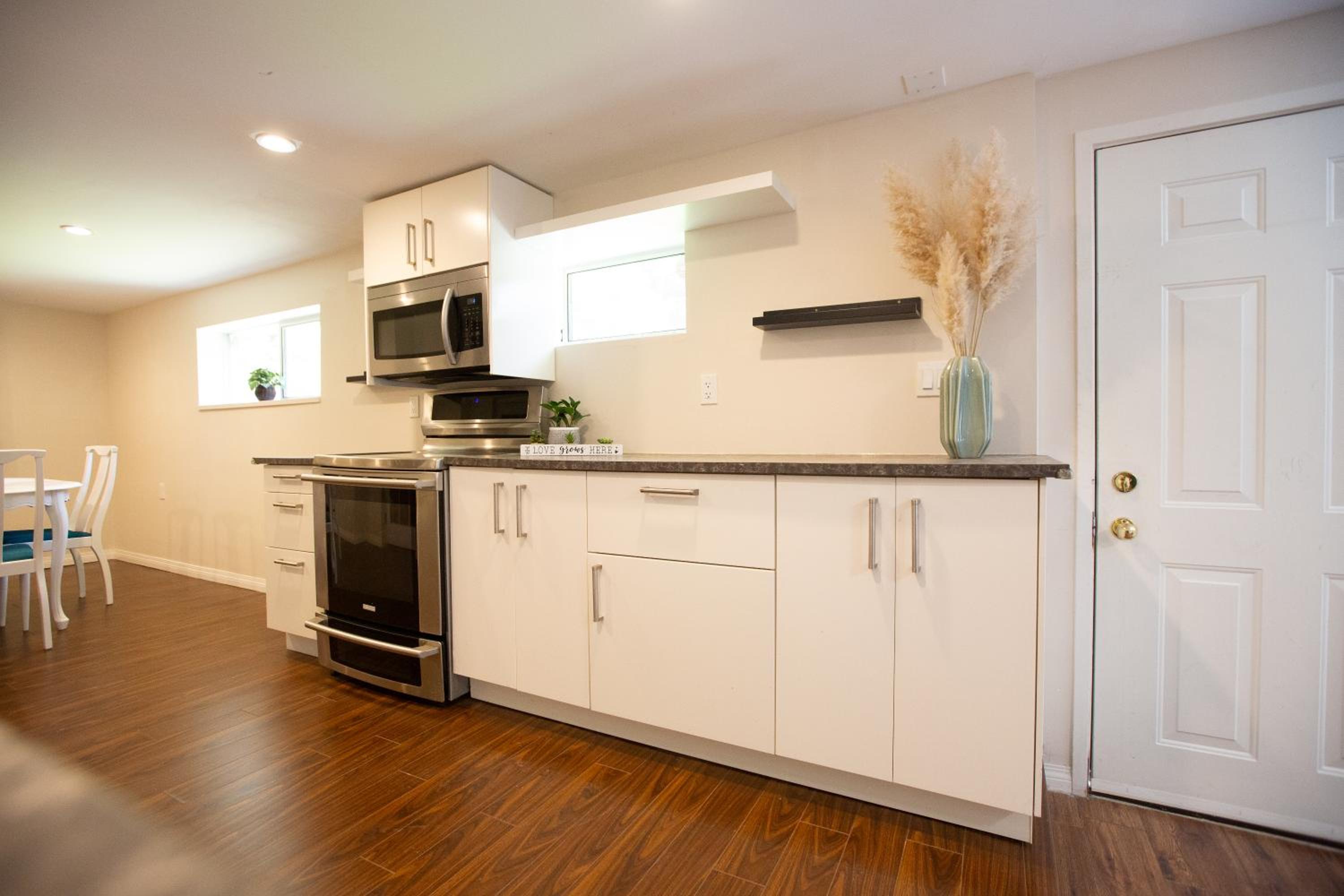 Private Garden-Level Suite