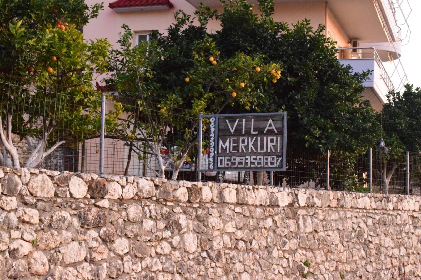 Vila Merkuri - 3-Storey Villa with Sea View