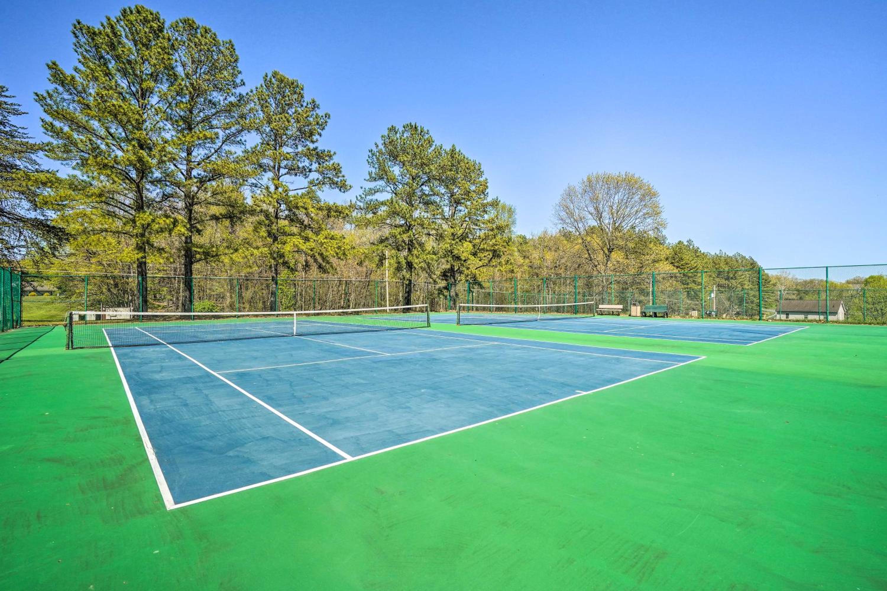 Golf and Hike Home with Resort Perks in Hedgesville