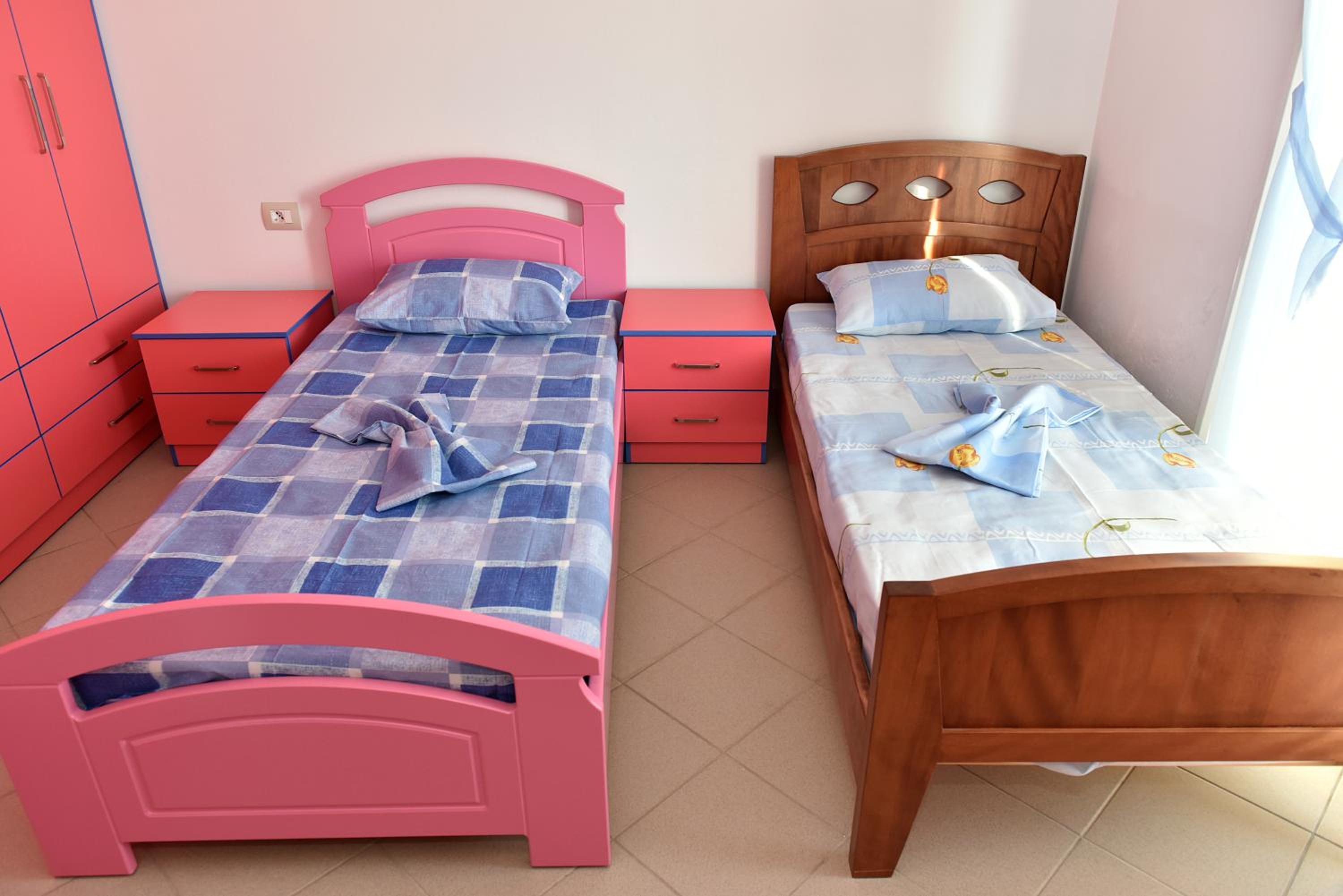 Vila Merkuri - 3-Storey Villa with Sea View