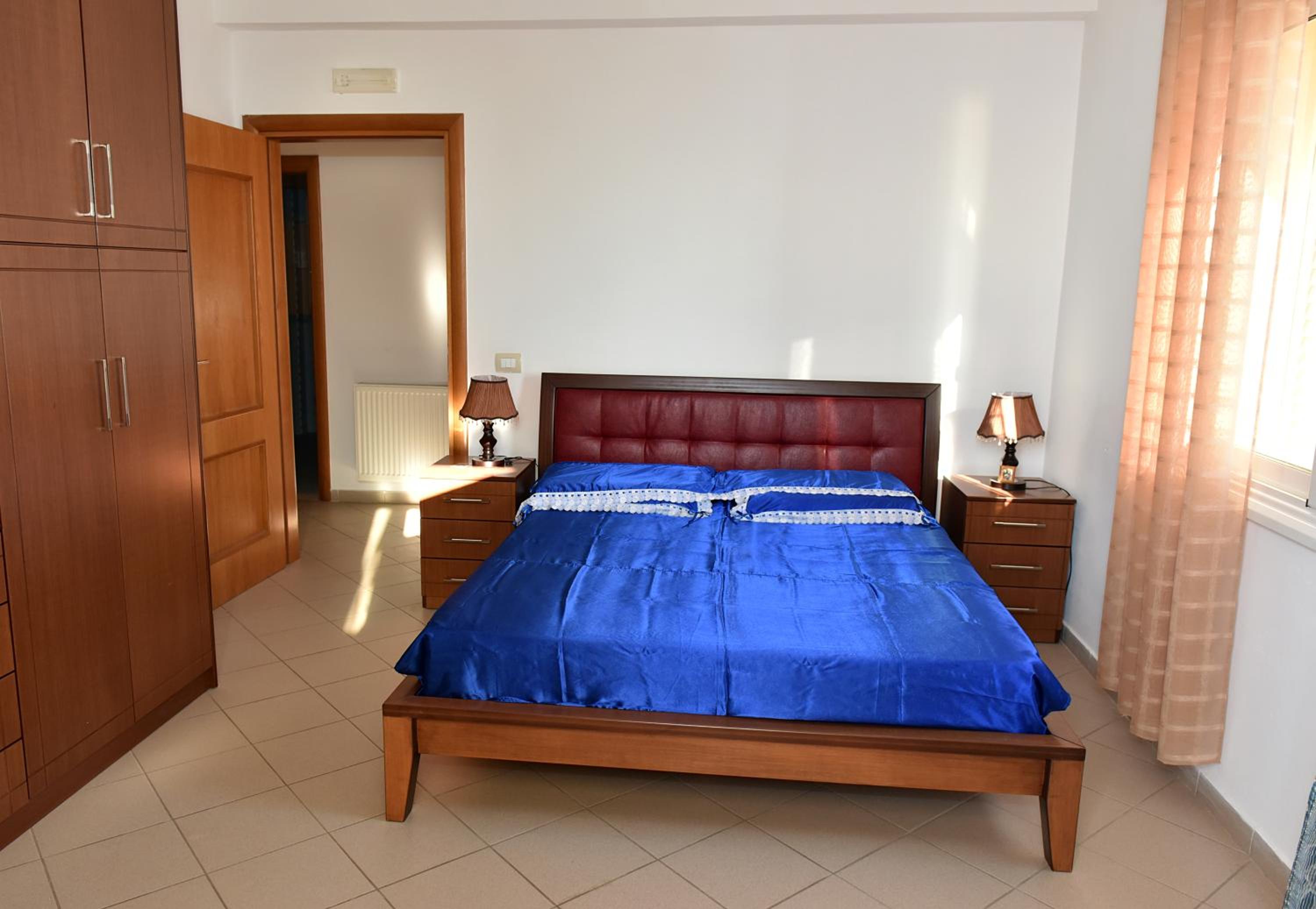 Vila Merkuri - 3-Storey Villa with Sea View