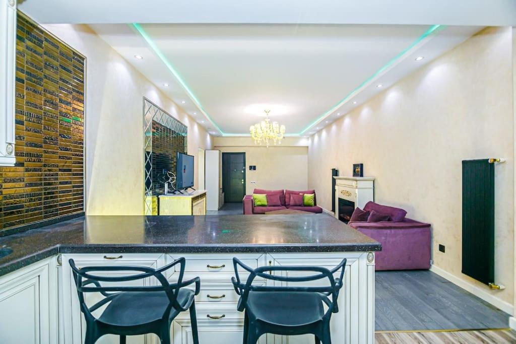 Park Azure Apartment 191