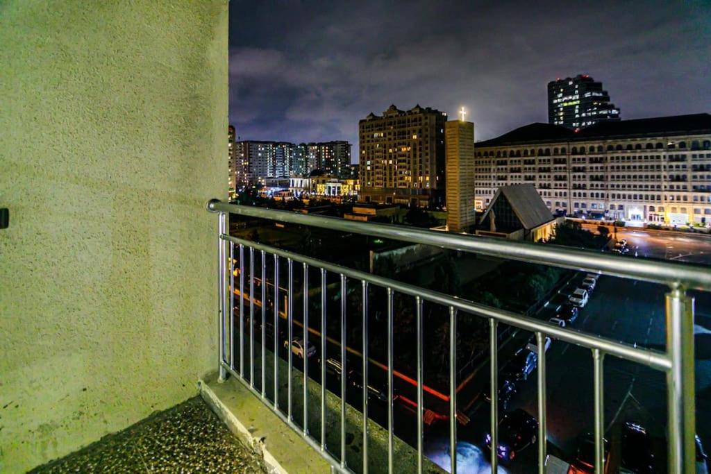 Park Azure Apartment 191