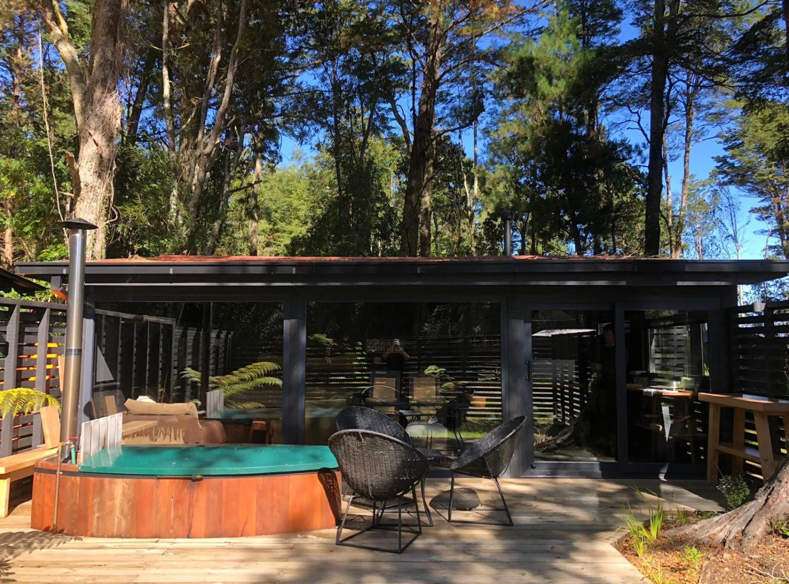 Calma Cabins