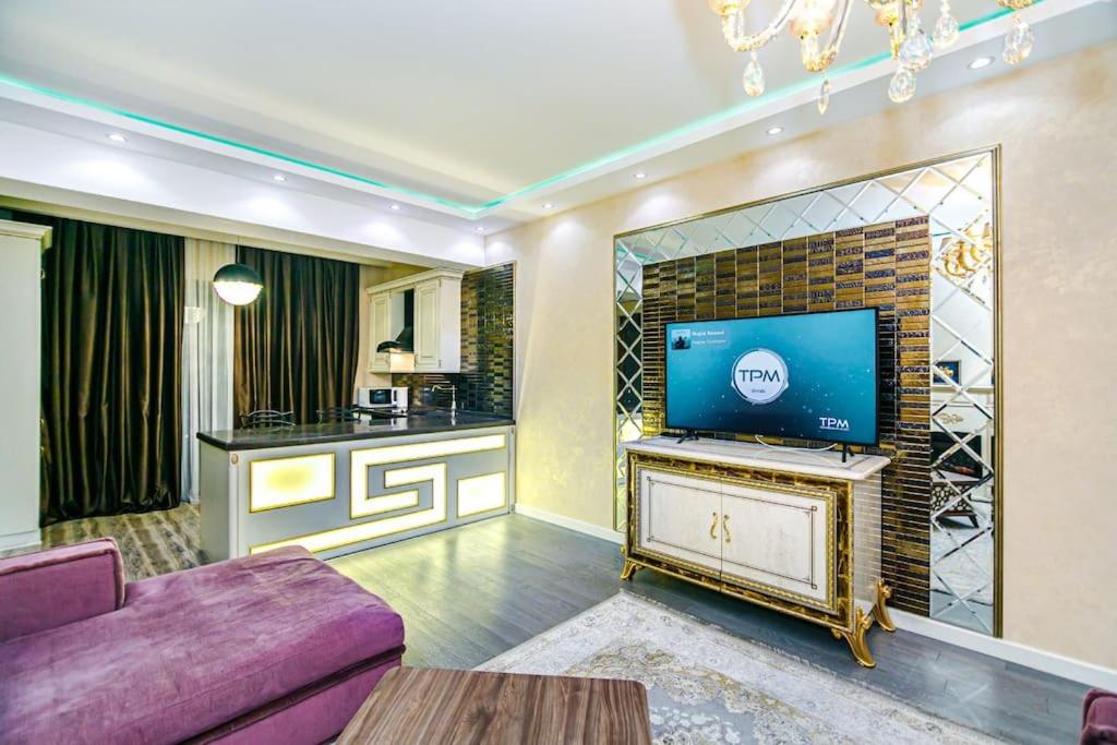 Park Azure Apartment 191
