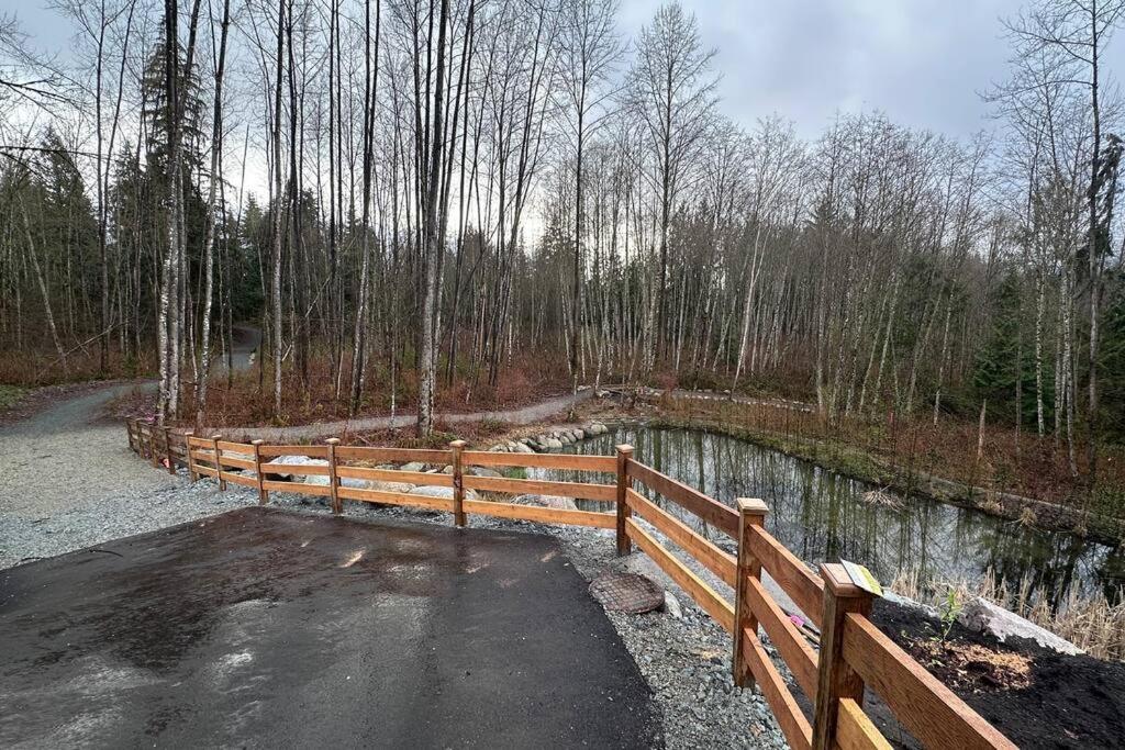Maple Ridge vacation suite1100sf