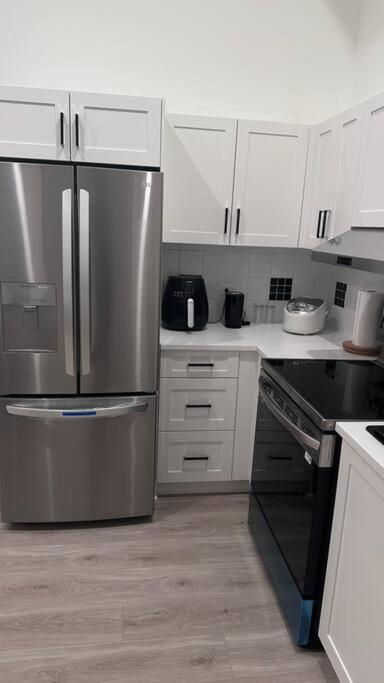 Maple Ridge vacation suite1100sf