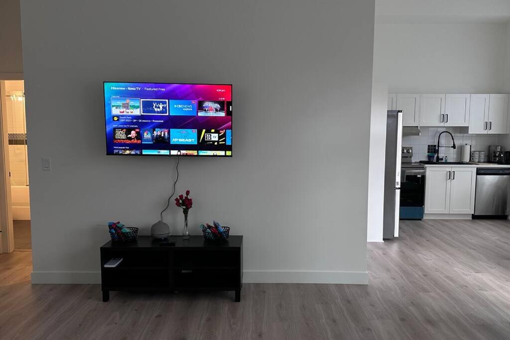 Maple Ridge vacation suite1100sf