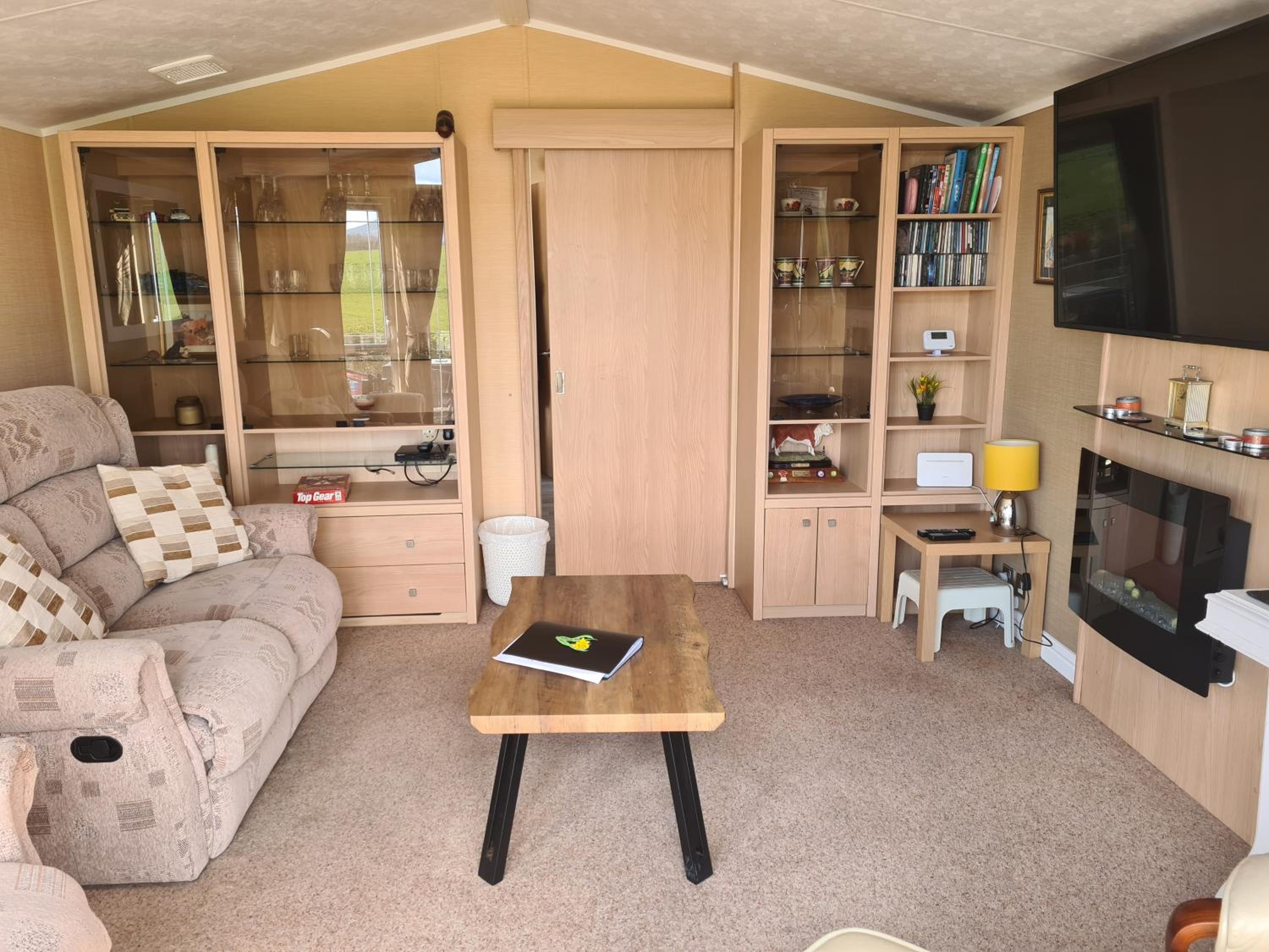 Daffodil Lodge