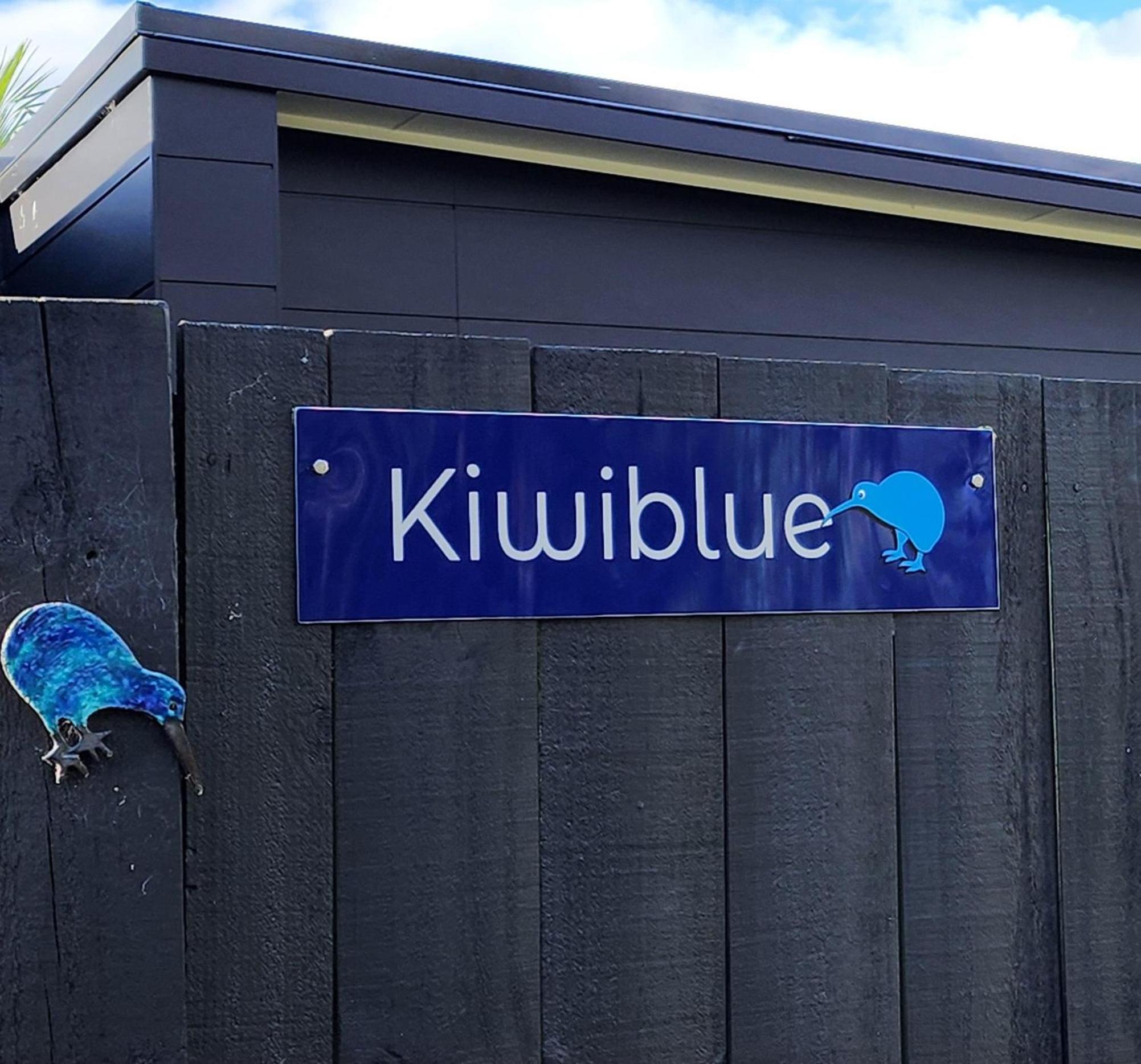 Kiwiblue