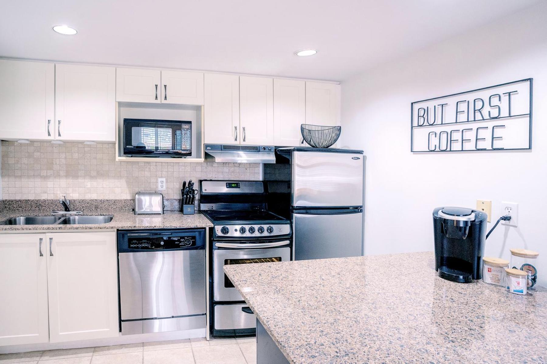 Gorgeous Studio Condo in Blue Mountains Sleeps 4