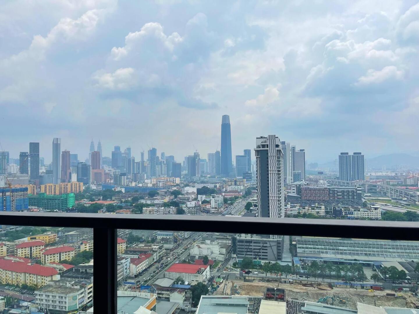 KLCC view 2BR-2BR luxury apartment Trion KL
