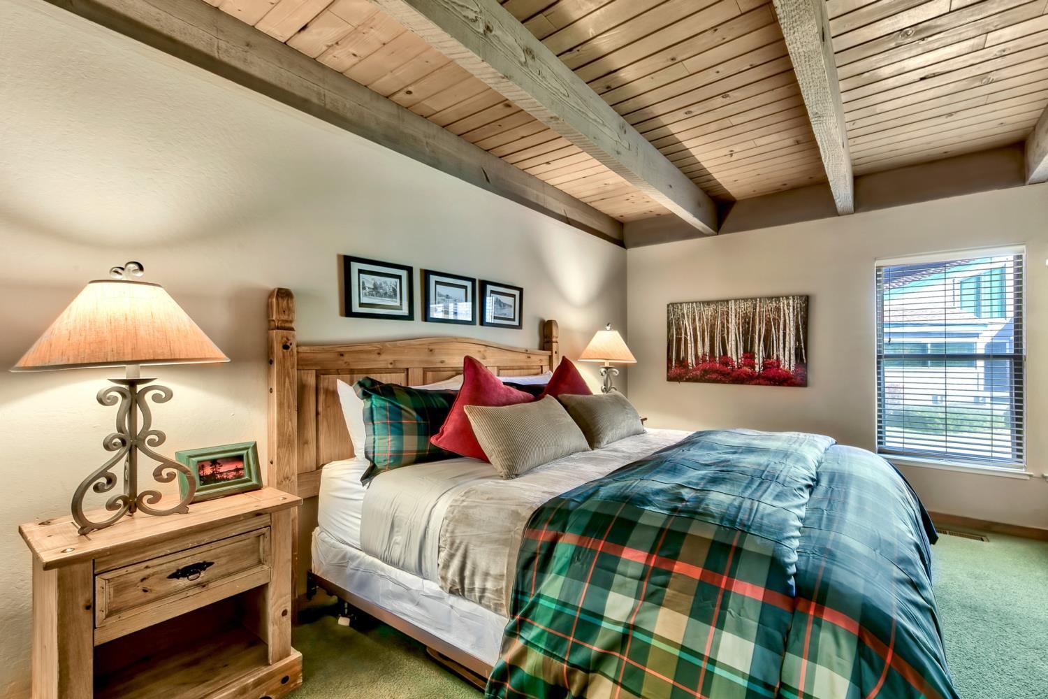 Lake Tahoe Vacations - Lakeland Village 635 - Lakefront Charm - Property Image 33
