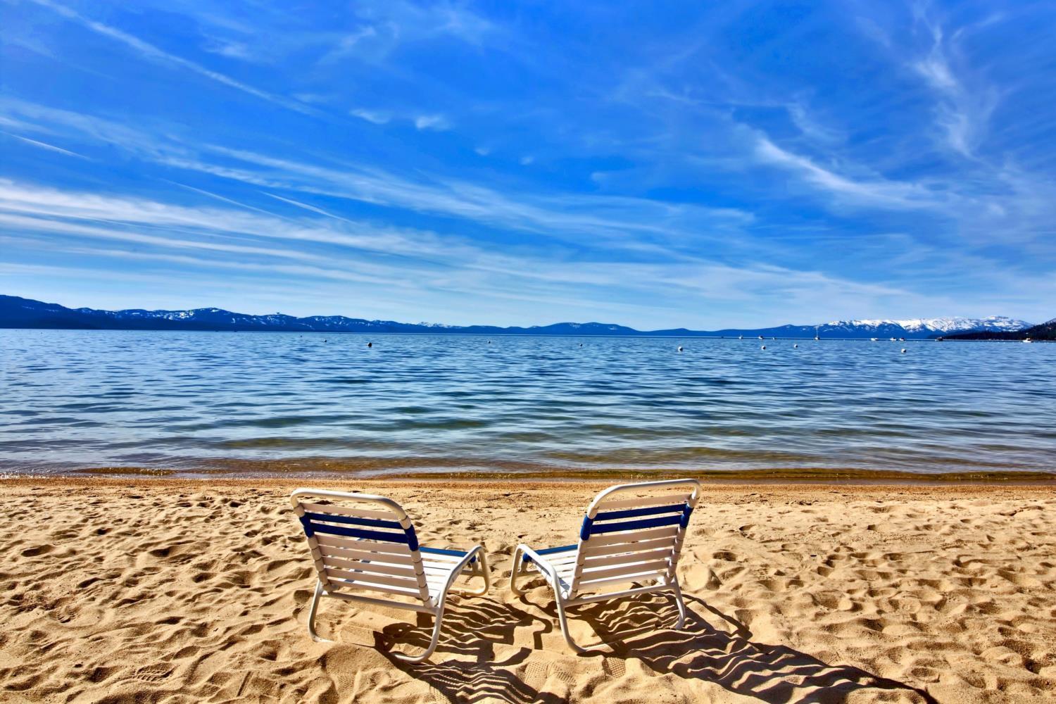 Lake Tahoe Vacations - Lakeland Village 635 - Lakefront Charm - Property Image 11