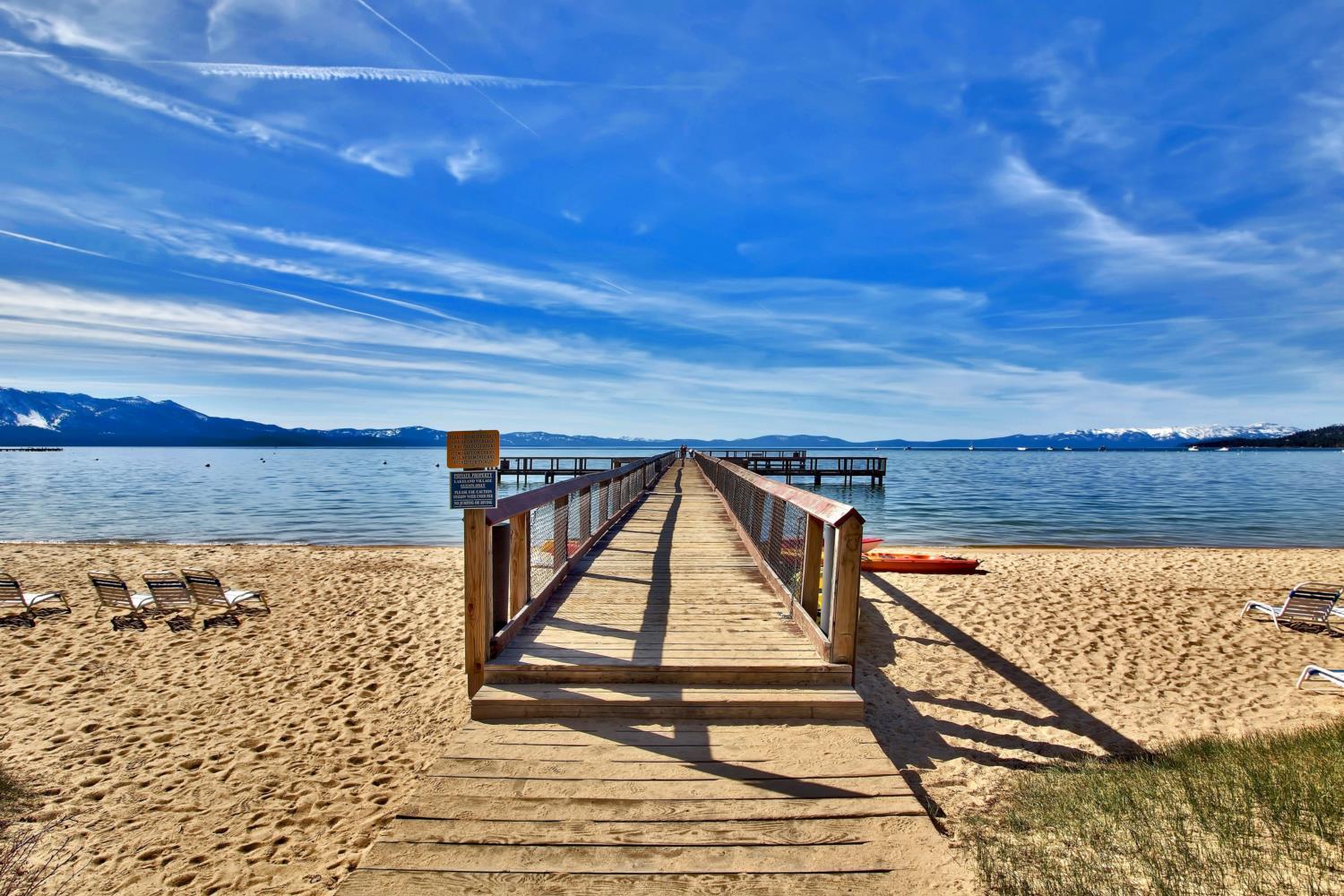 Lake Tahoe Vacations - Lakeland Village 635 - Lakefront Charm - Property Image 12