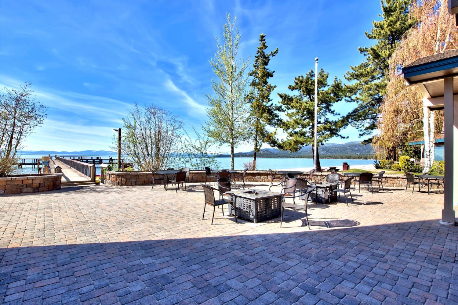 Lake Tahoe Vacations - Lakeland Village 635 - Lakefront Charm - Property Image 14