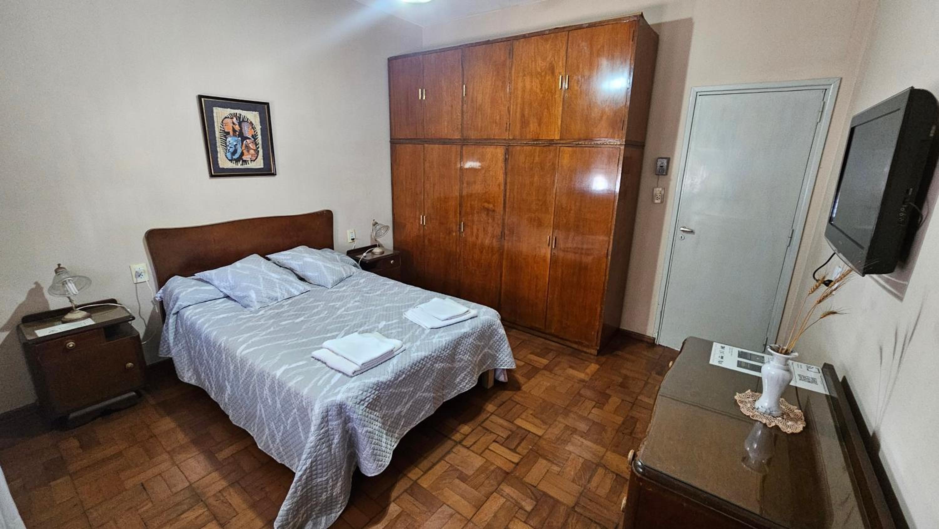 REST HOUSE Casa familiar - garage - TV - WiFi - 2 dormitorios - Living-comedor - Cocina - Lavadero - Patio con parrilla - Alquiler temporario