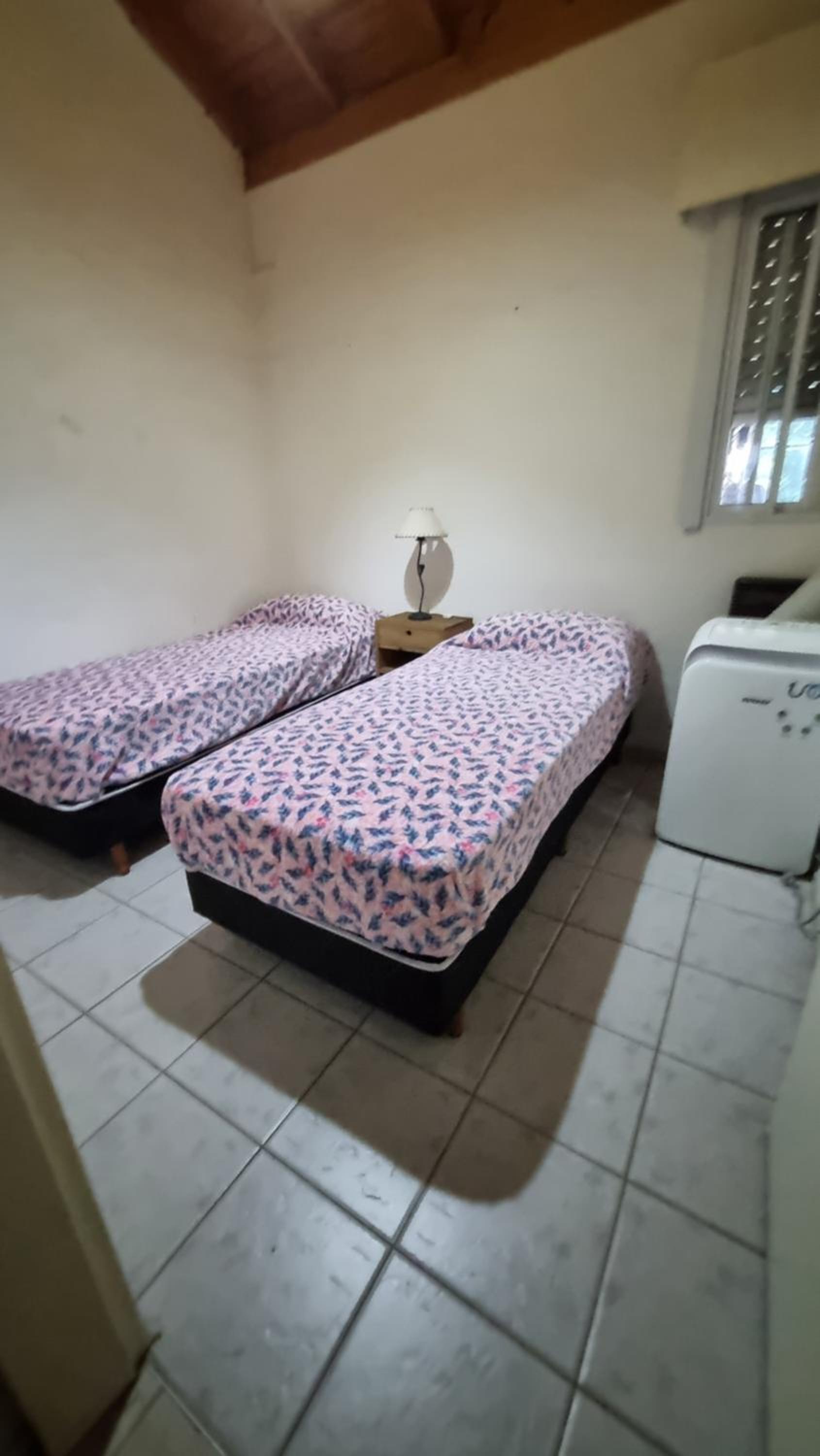 Casa en barrio cerrado con seguridad 24 horas con piscina