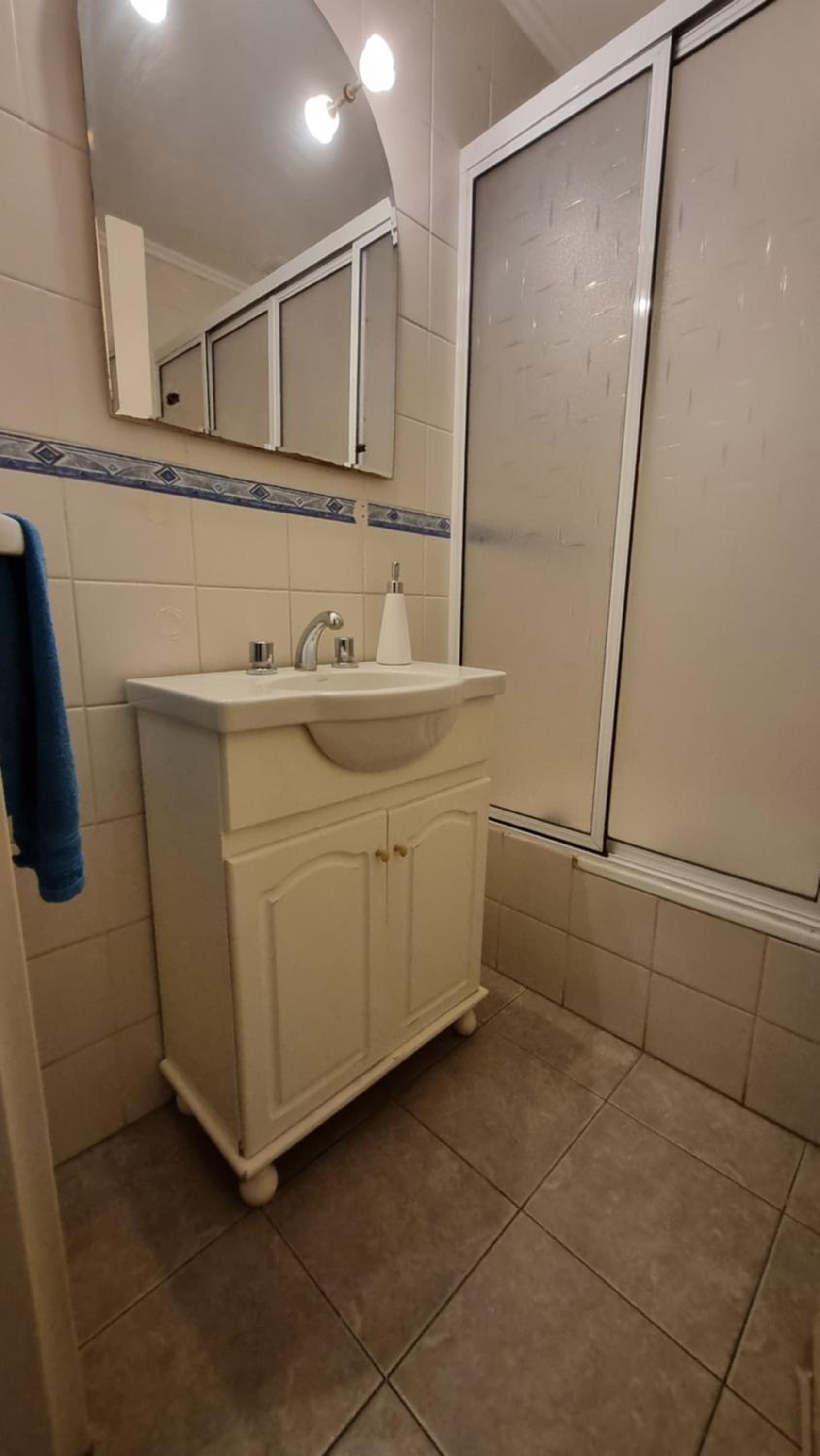 Casa en barrio cerrado con seguridad 24 horas con piscina