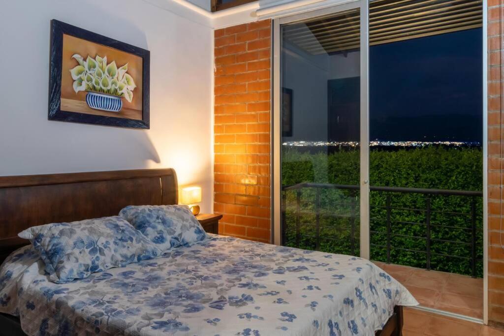 Tropical Village + Pool Stunning Views Quindio