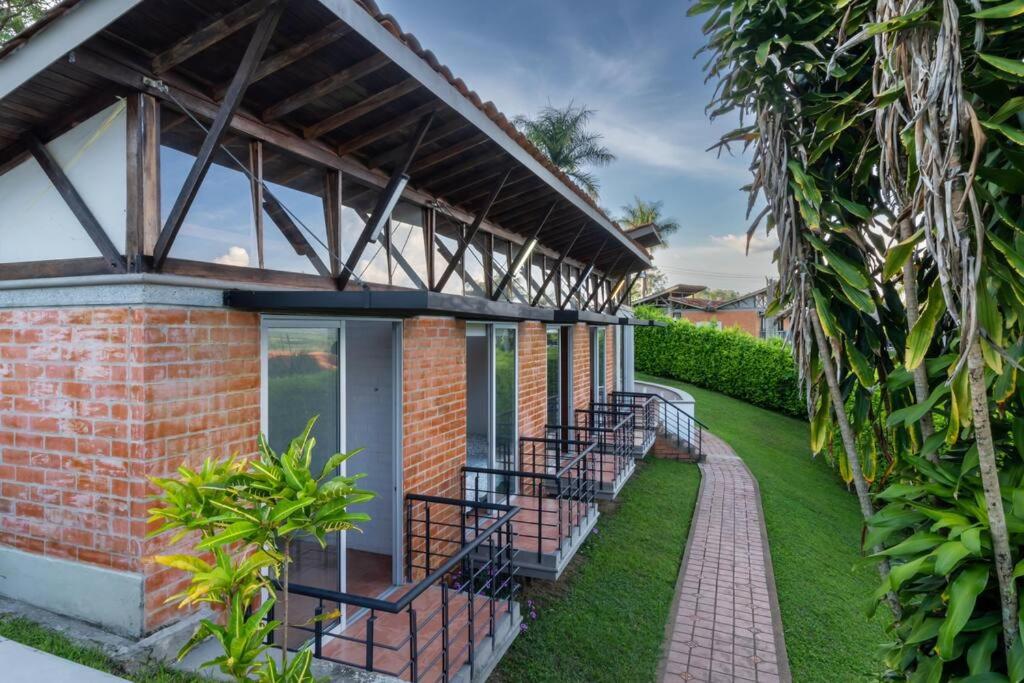 Tropical Village + Pool Stunning Views Quindio