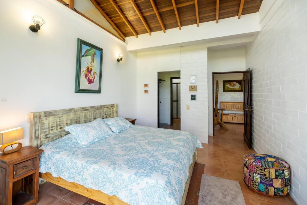 Tropical Village + Pool Stunning Views Quindio