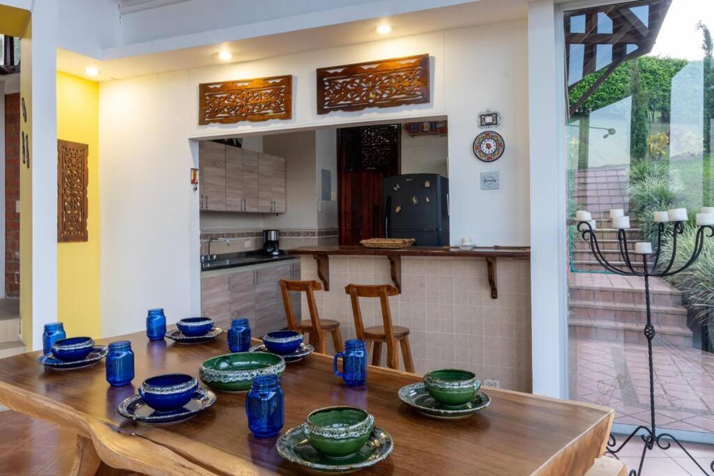Tropical Village + Pool Stunning Views Quindio