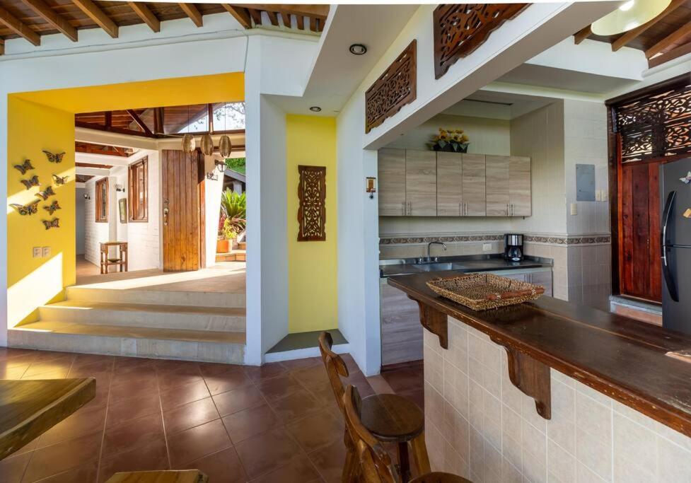 Tropical Village + Pool Stunning Views Quindio