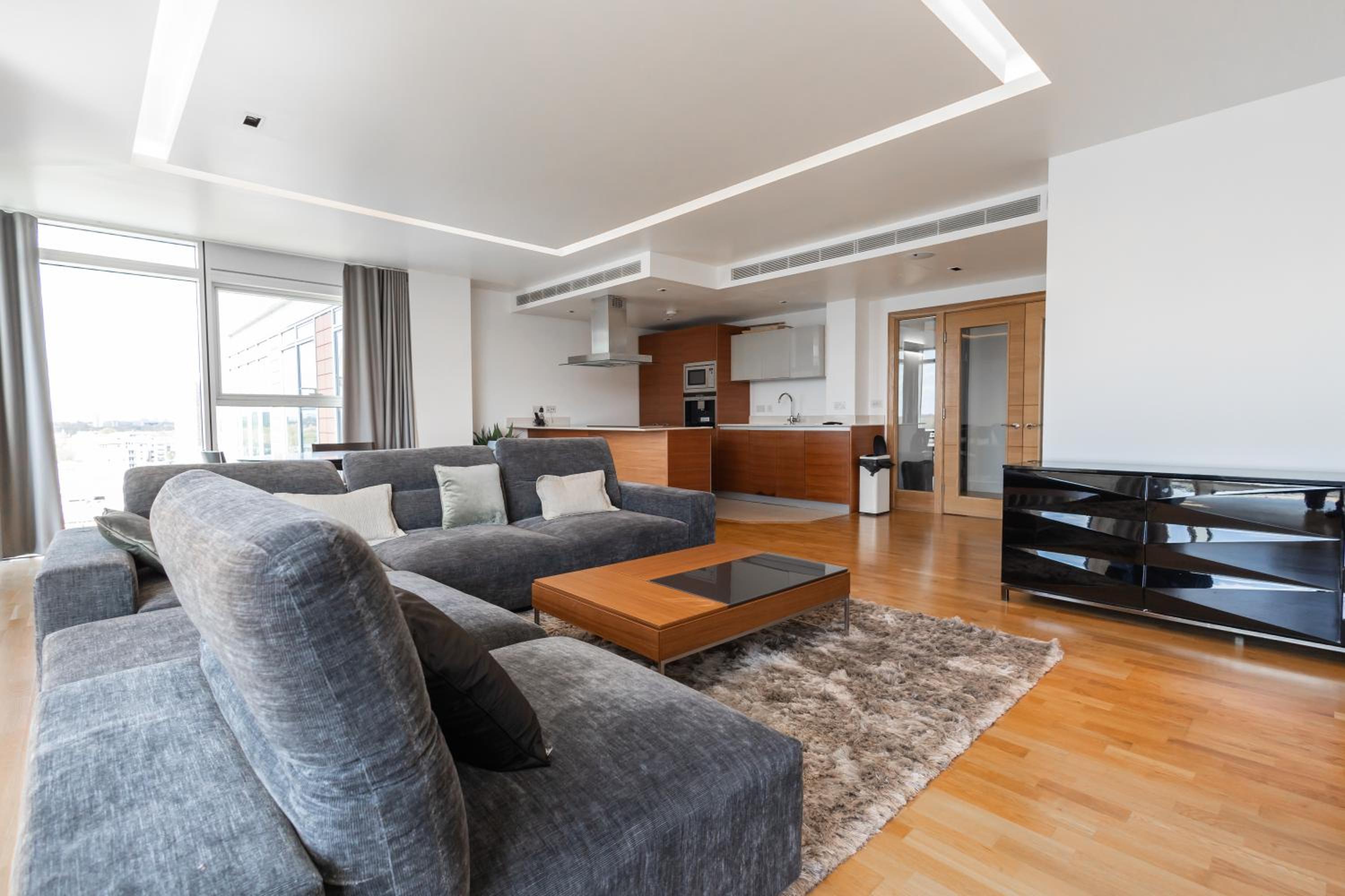 ADS LUX LETTINGS LTD - Battersea Reach