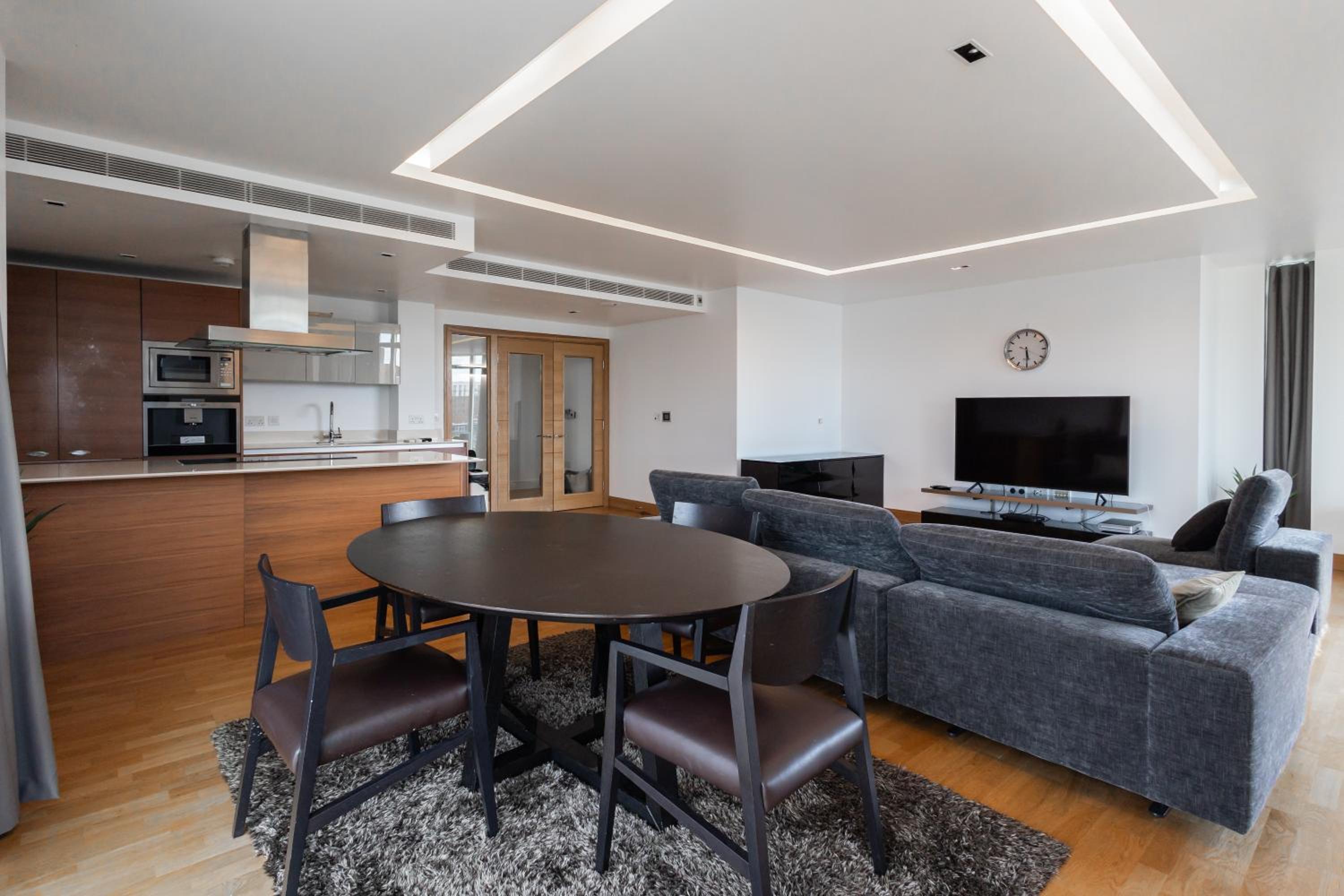 ADS LUX LETTINGS LTD - Battersea Reach