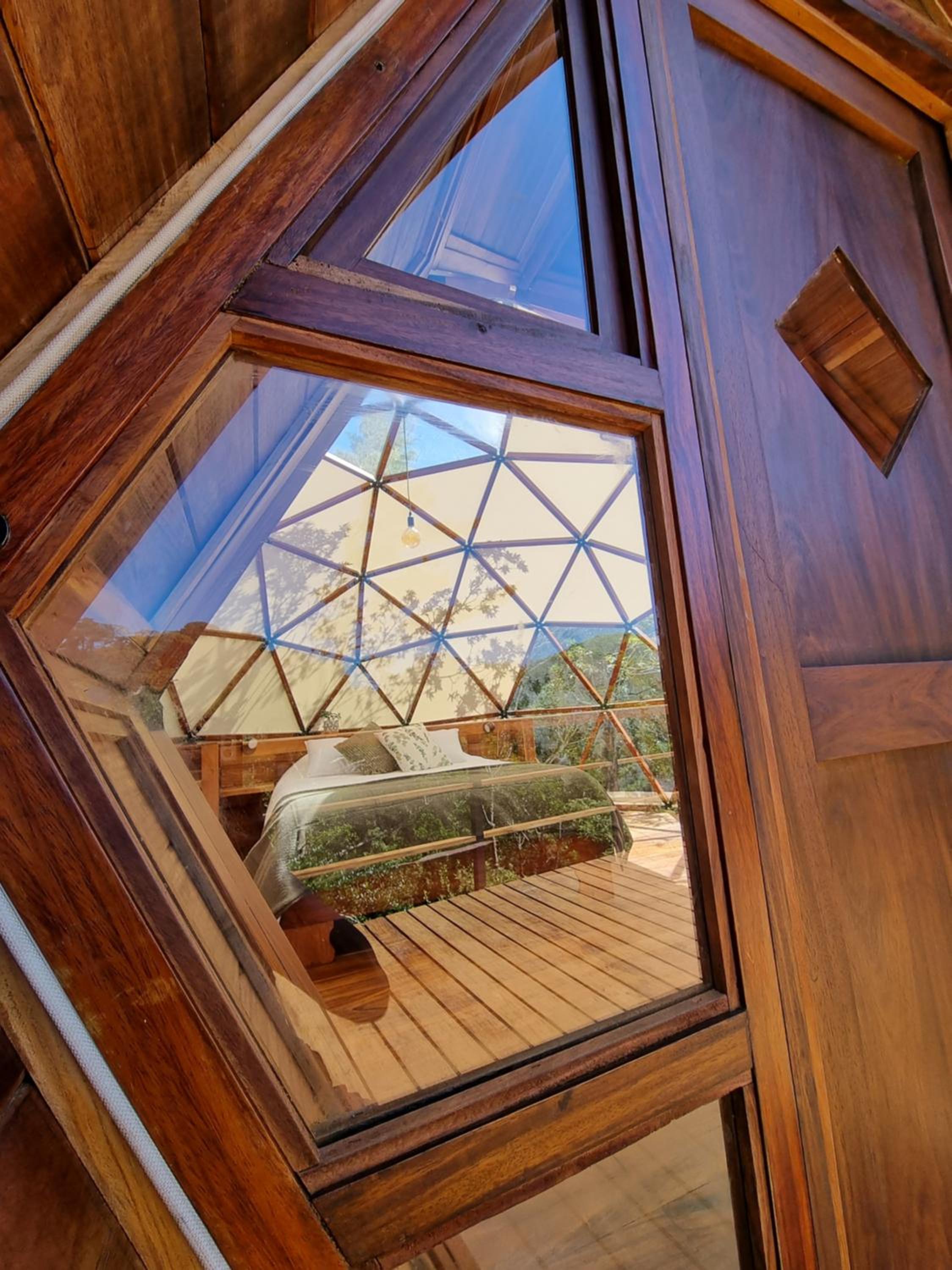 NATURAVE - Into the woods - Mountain cabins