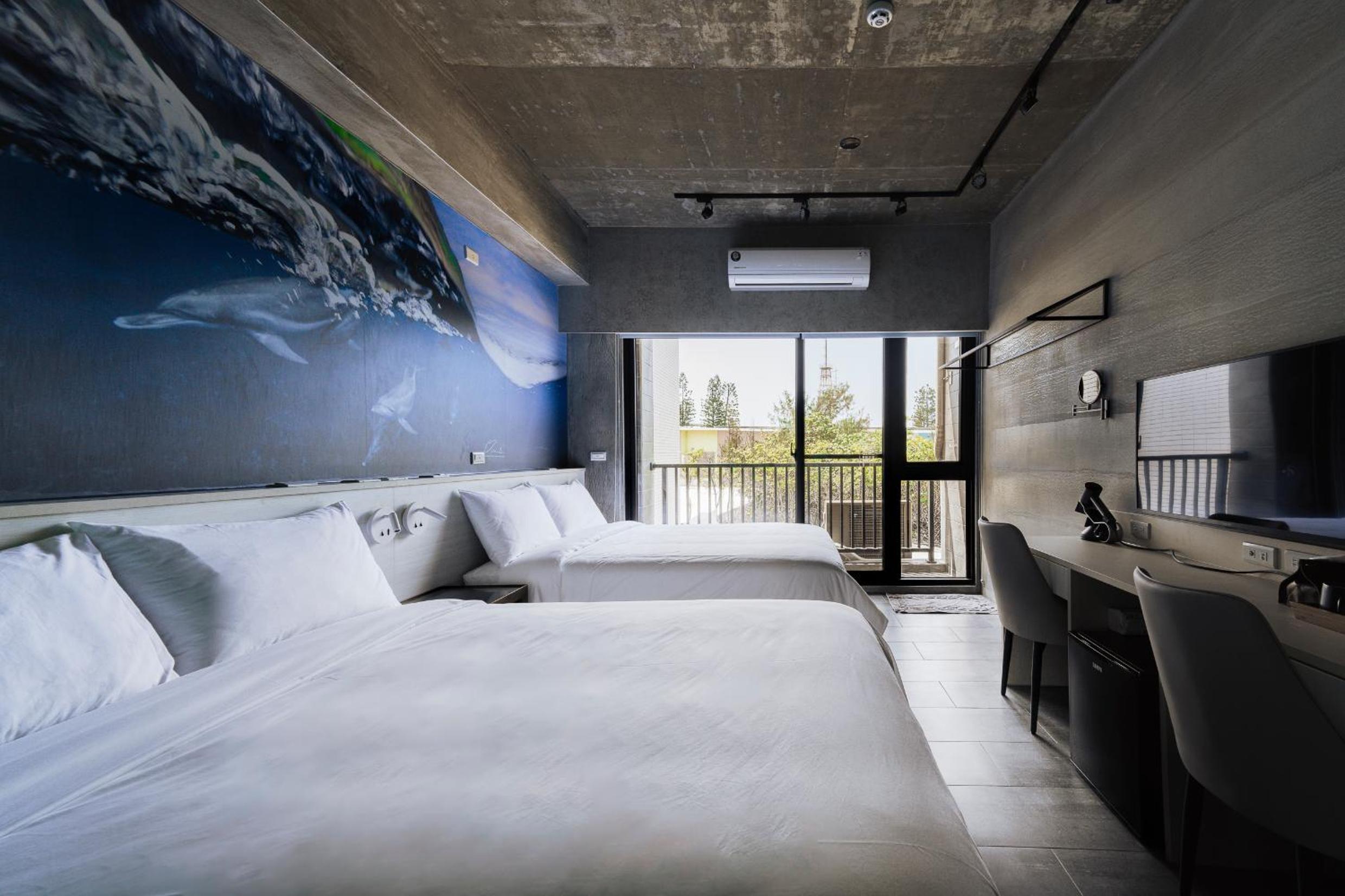 Deep Blue 23 B&B