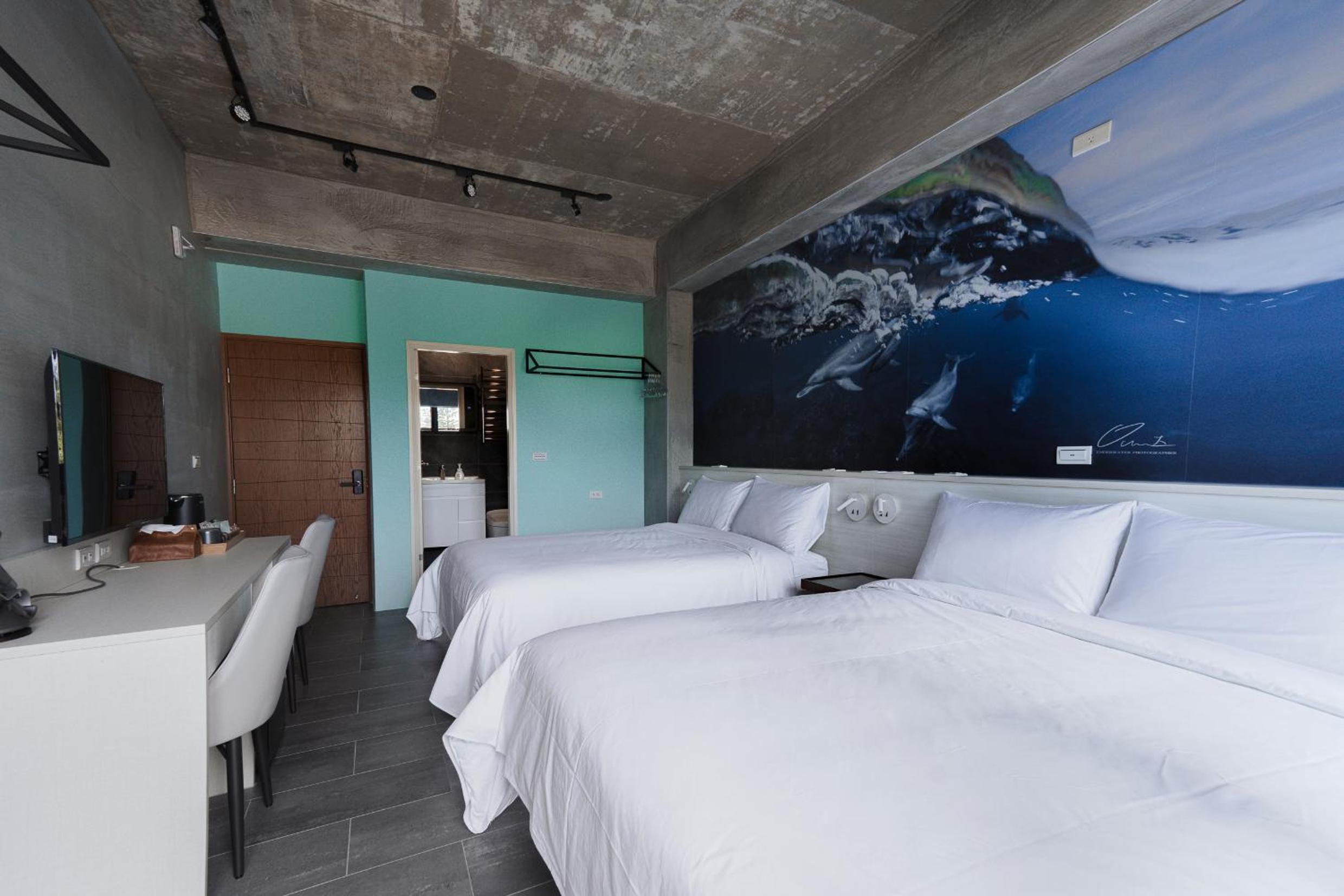 Deep Blue 23 B&B