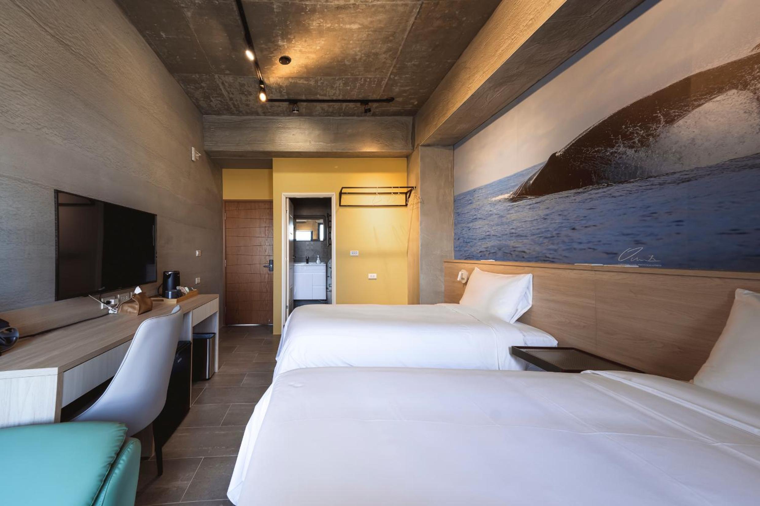 Deep Blue 23 B&B