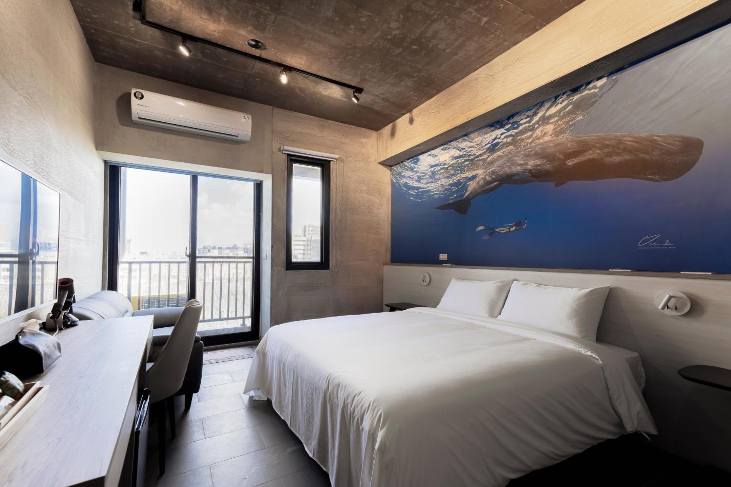 Deep Blue 23 B&B