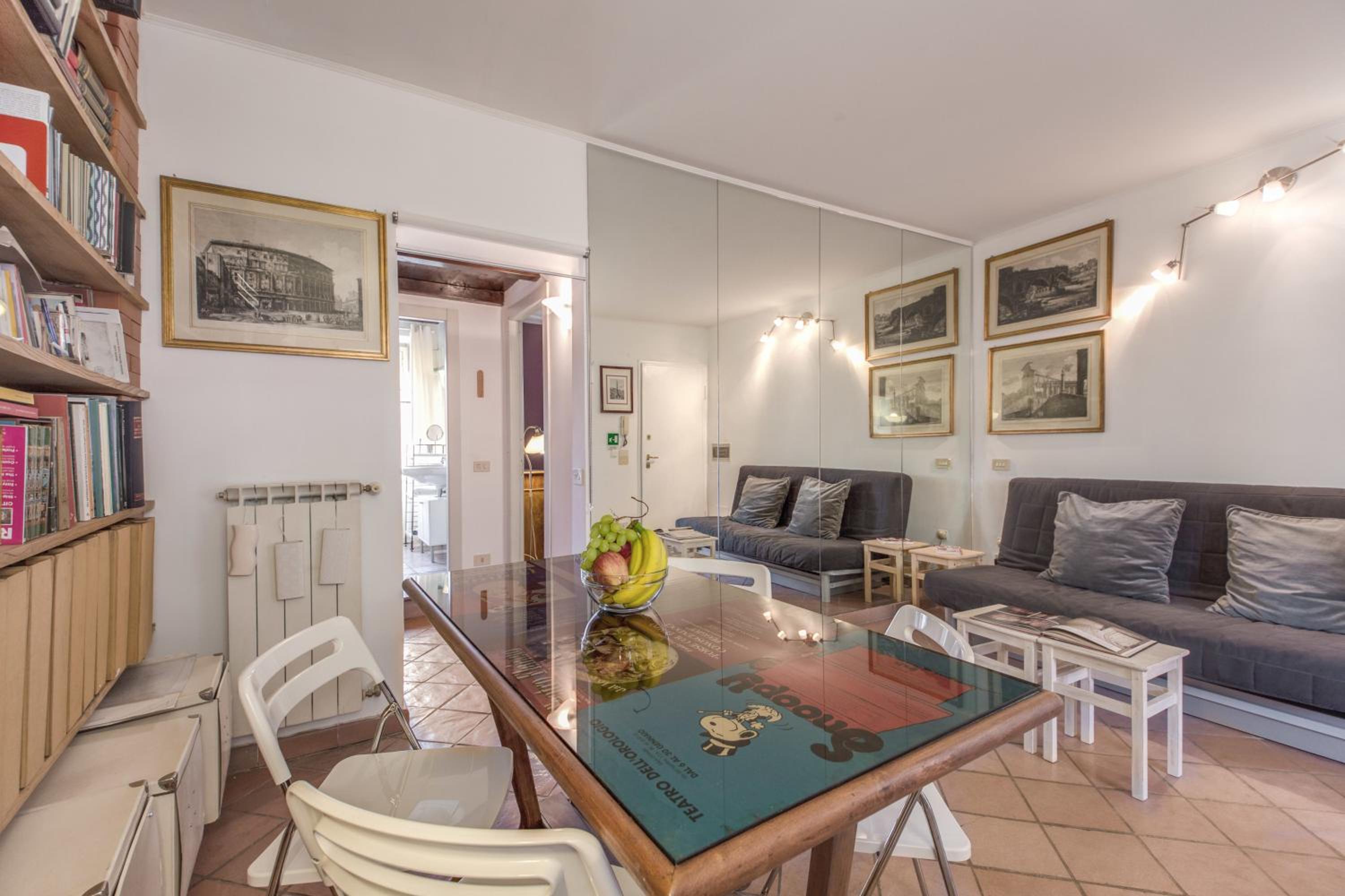 Frangipane Apartment