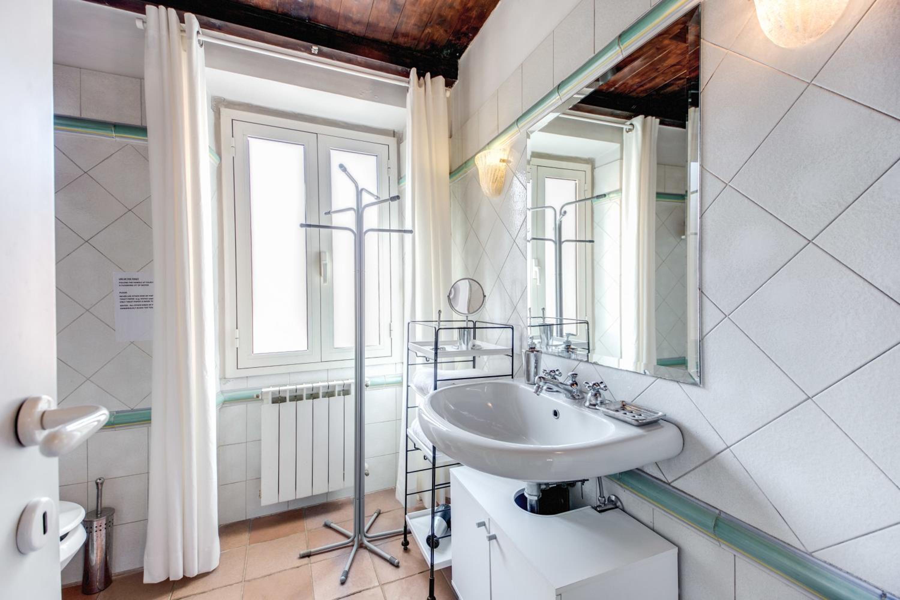 Frangipane Apartment