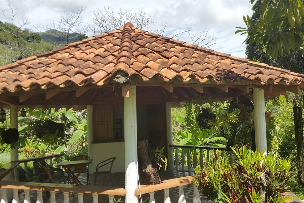 Cabaña acogedora en el Suroeste Antioqueño