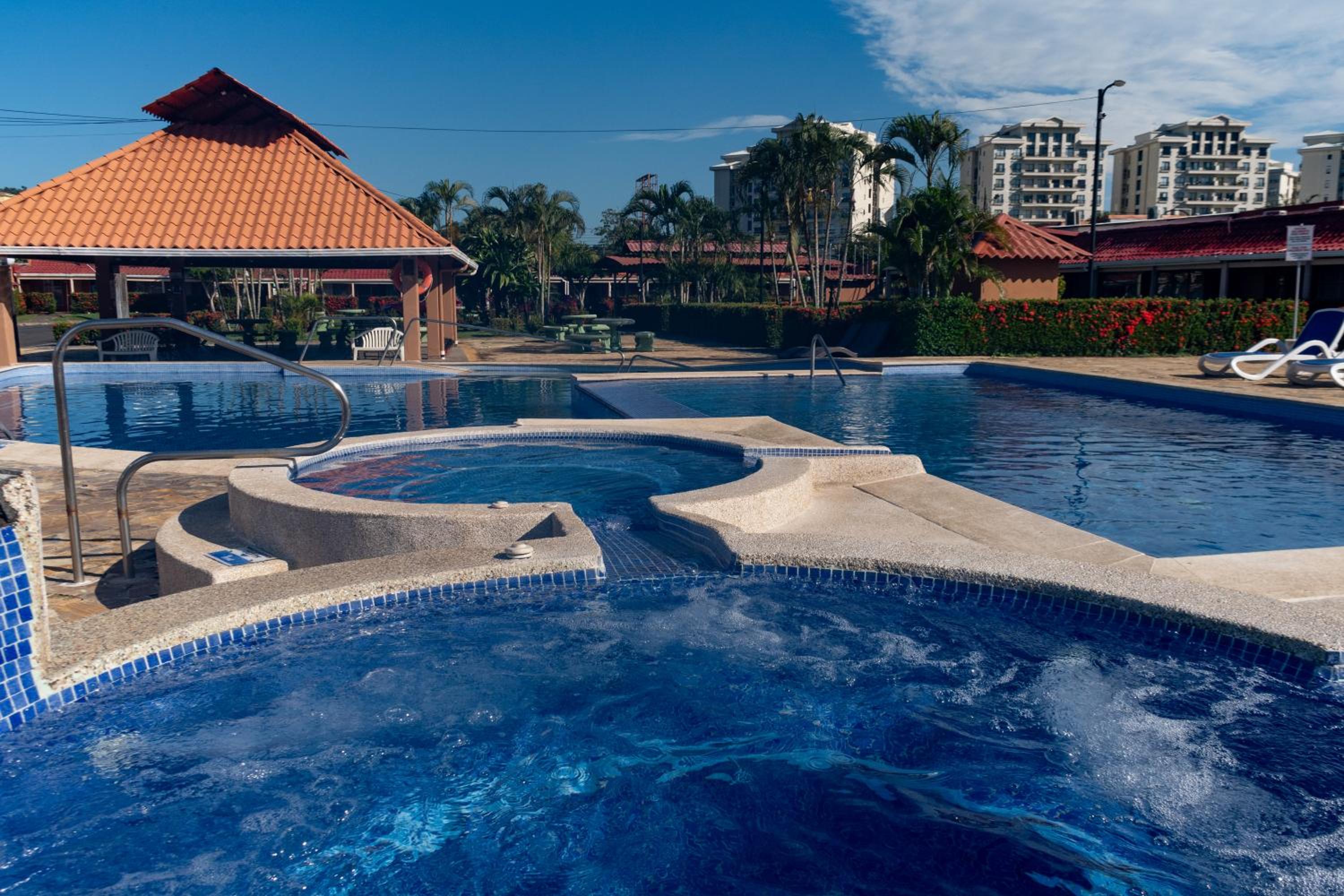 Family Beach Villa C29 2BD Near Ocean