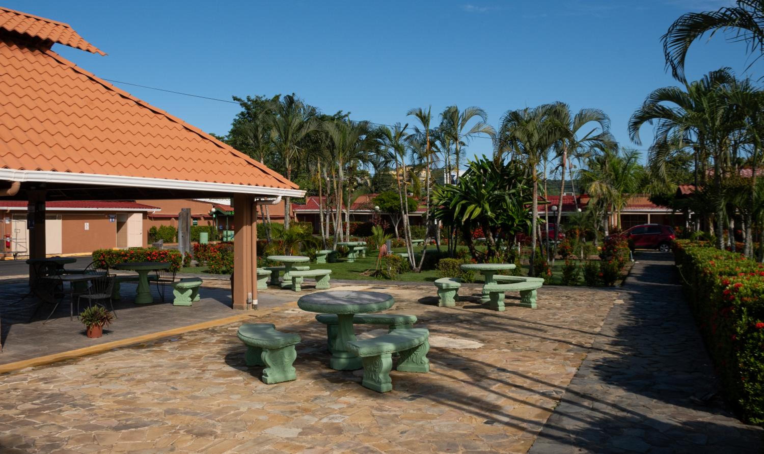 Family Beach Villa C29 2BD Near Ocean